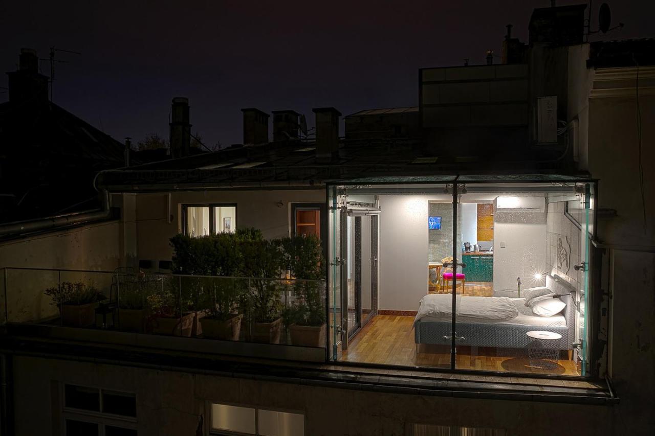 Main Square Studio With Terrace & Air Condition Krakow Ngoại thất bức ảnh
